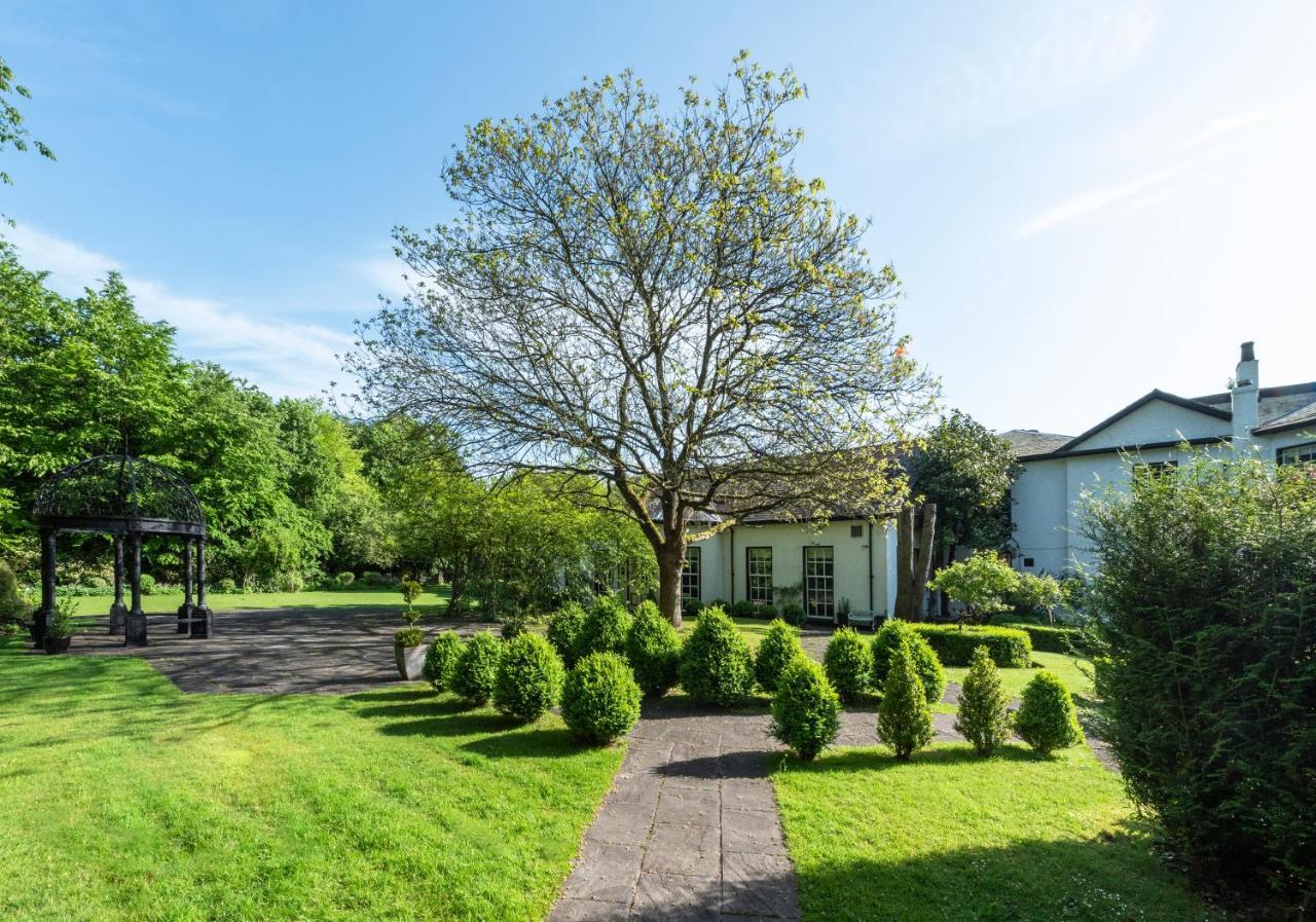 Statham Lodge Hotel Warrington Kültér fotó